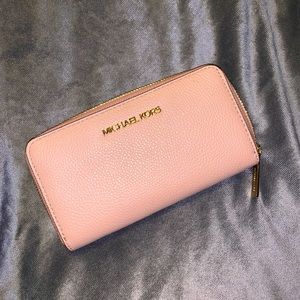 Micheal Kors Wallet